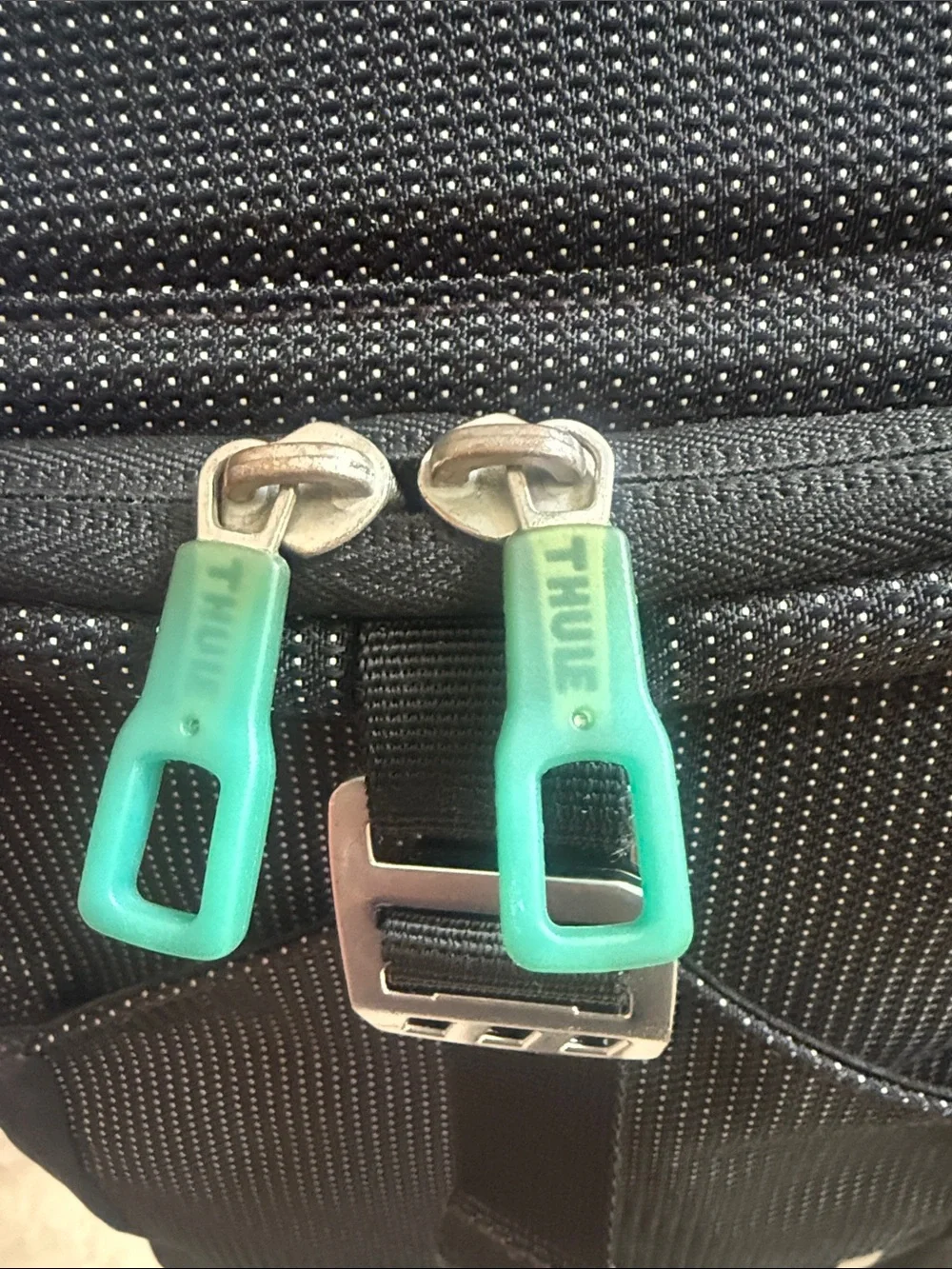 Thule Crossover 32L Backpack, pee-owned.
